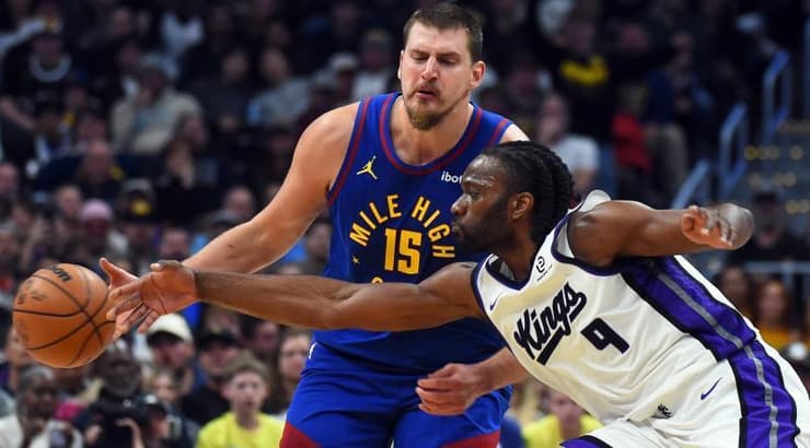 פרשס אצ'יווה מול ניקולה יוקיץ'