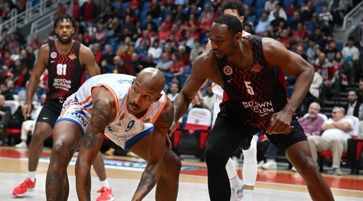 דריון אטקינס (ראובן שוורץ) דריון אטקינס