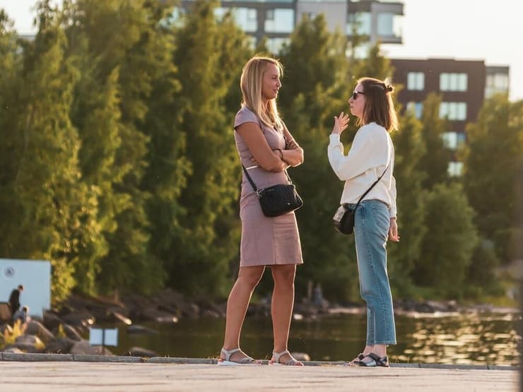 תקשורת אנושית (צילום: Semiglass/Shutterstock) תקשורת אנושית