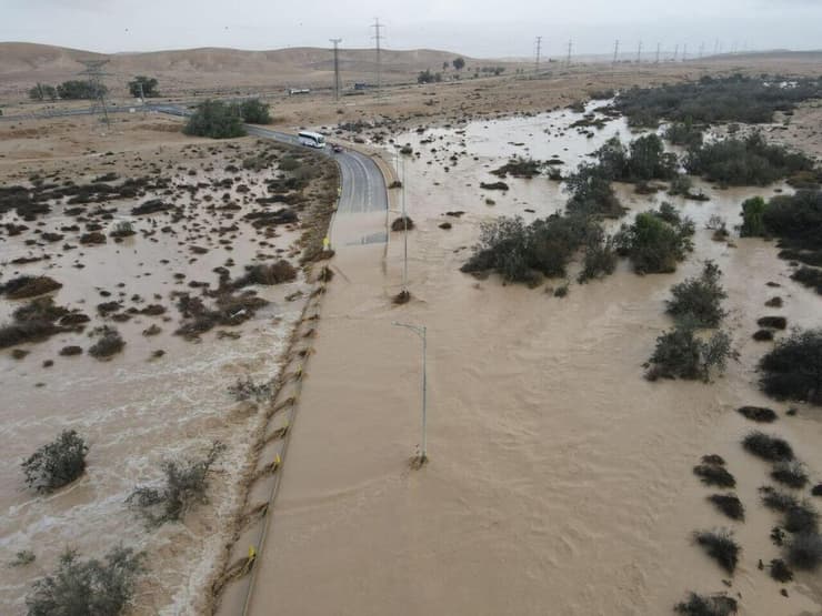 הצפות בכניסה למשאבי שדה בנגב