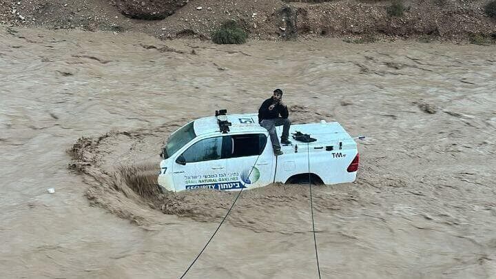 תקוע על טנדר בנגב