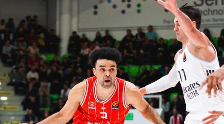 אלייז'ה בראיינט