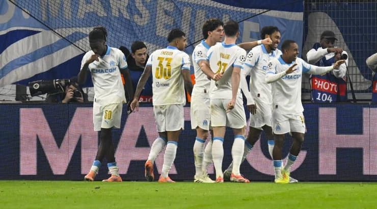 שחקני מארסיי חוגגים