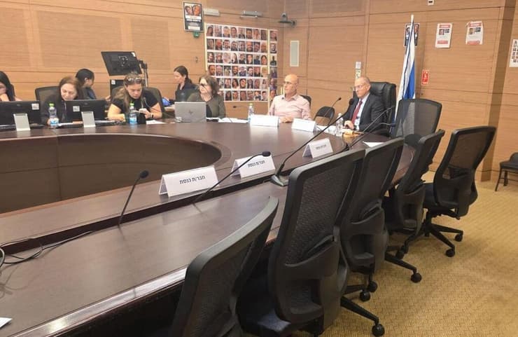 מנותקים: חברי הכנסת נעדרו מהדיון על משבר החינוך בצפון