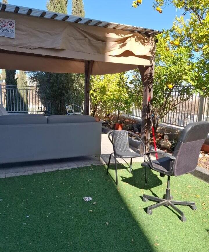 אורטל אלקיים נפגעה מכדור תועה במרפסת ביתה שבשכונת פסגת זאב בירושלים