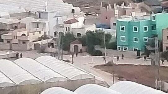 כוחות צה"ל ביו"ש כוחות צה"ל חוסמים את הכניסה לכפר עקבא