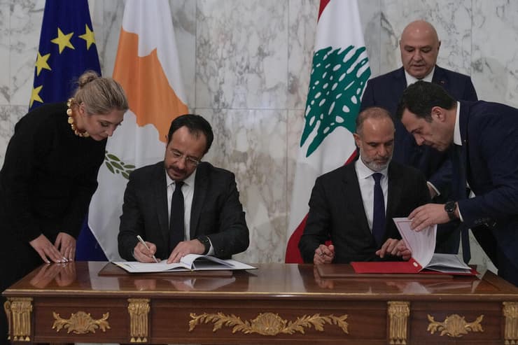 לבנון ו קפריסין חותמות על הסכם ימי