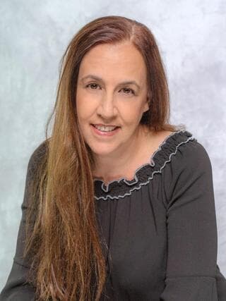 עו"ס תמר שוורץ, מנכ"לית עמותת "רוח נשית"