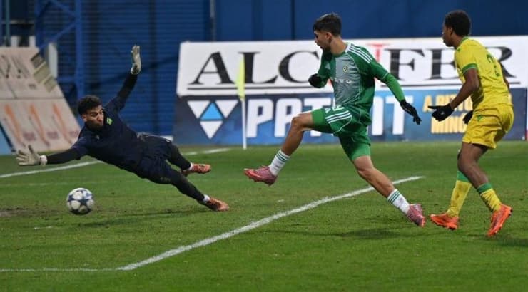 ניב גבאי מבקיע (האתר הרשמי של מכבי חיפה) ניב גבאי מבקיע