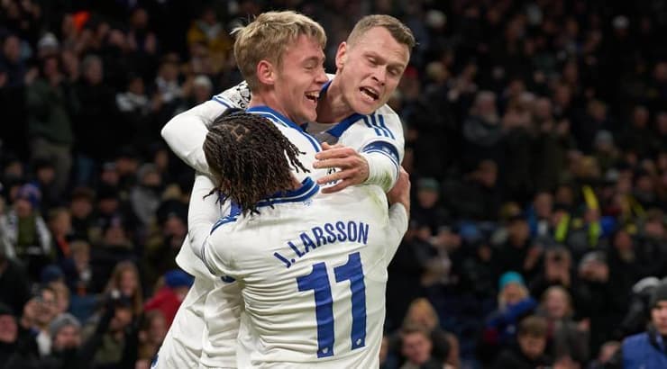 שחקני קופנהאגן חוגגים (IMAGO) שחקני קופנהאגן חוגגים