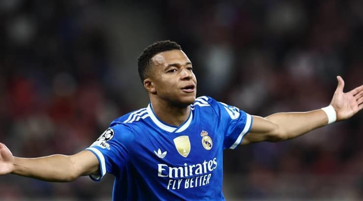 קיליאן אמבפה חוגג