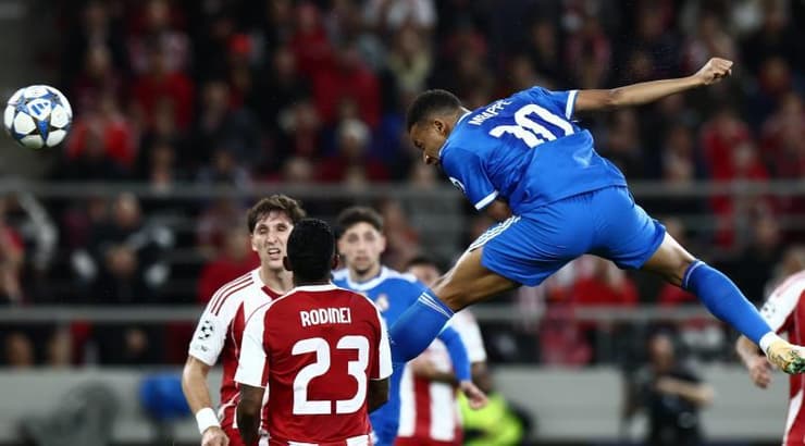 קיליאן אמבפה כובש את השני