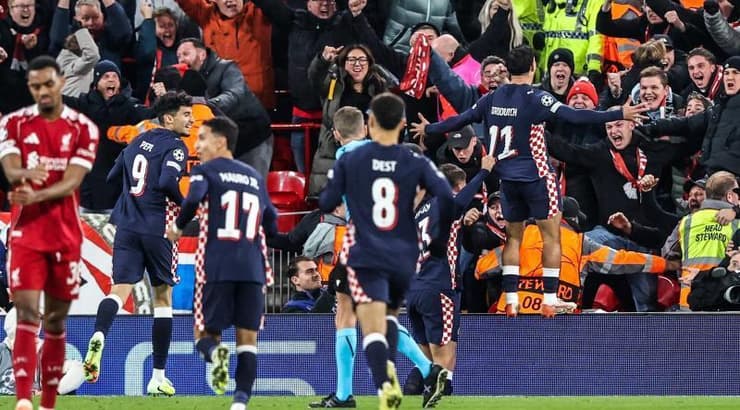 שמחה גדולה באיינדהובן