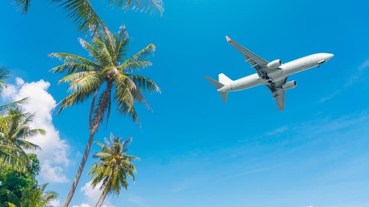 מטוס חופשה טיסה