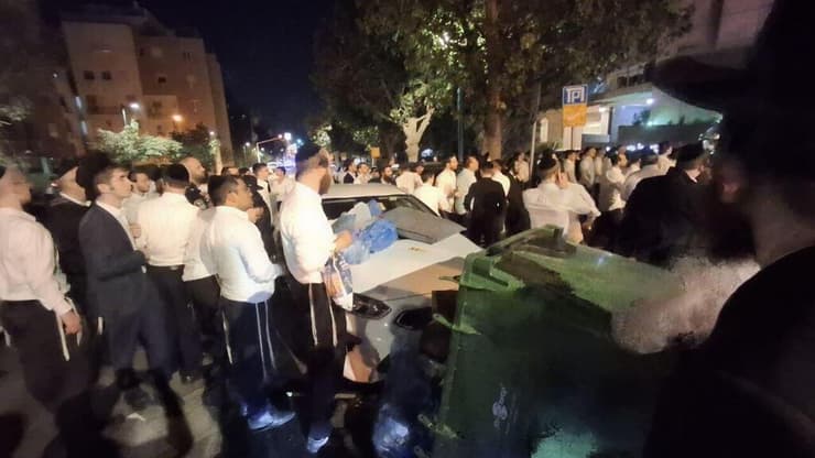 חרדים קיצונים מתפרעים ברמת גן בעקבות ניסיון מעצר עריק