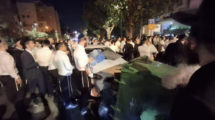 חרדים קיצונים מתפרעים ברמת גן בעקבות ניסיון מעצר עריק