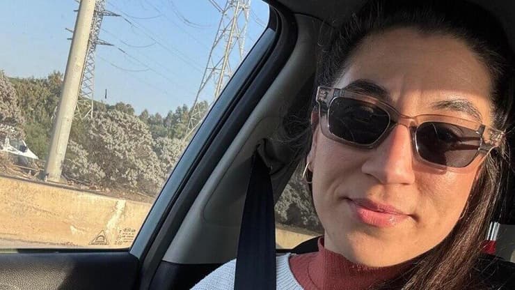 אביה קונר, תושבת רחובות