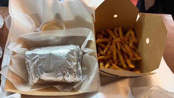 ההמבורגר הכשר של טום אביב