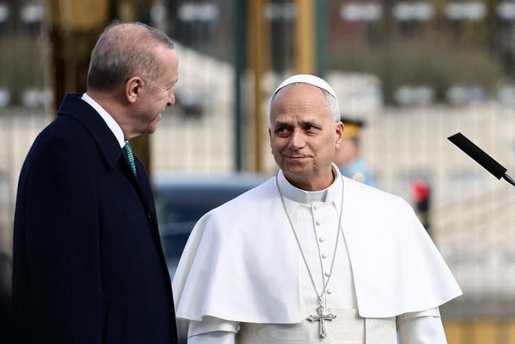נשיא טורקיה ארדואן עם האפיפיור ליאו ה-14 ב אנקרה