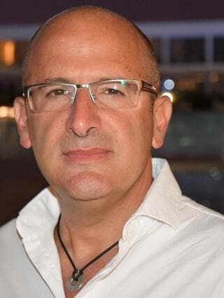 אמיר רוזנבלום