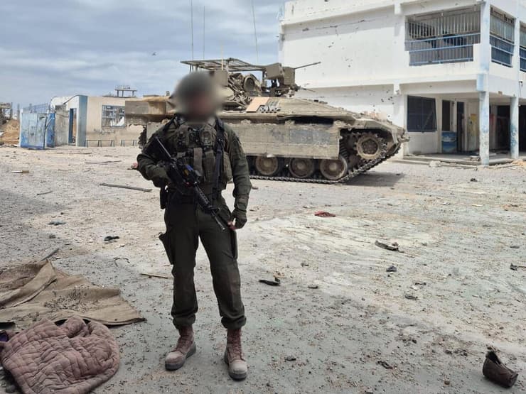 אל"ם ע' בבית חאנון במהלך מלחמת חרבות ברזל (צילום: דו"צ) אל"ם ע', מפקד בית הספר לרפואה, צה"ל