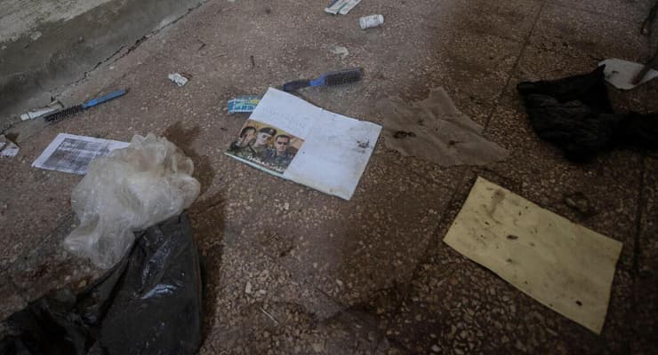 התמונות של אסד בבית הסורי