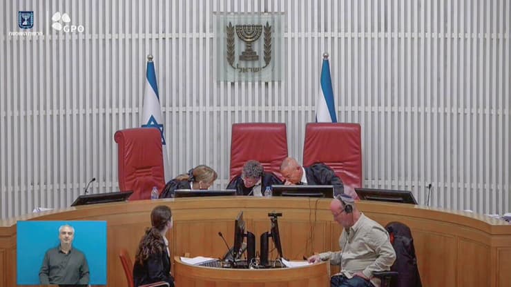 שופטי בג"ץ מסתודדים