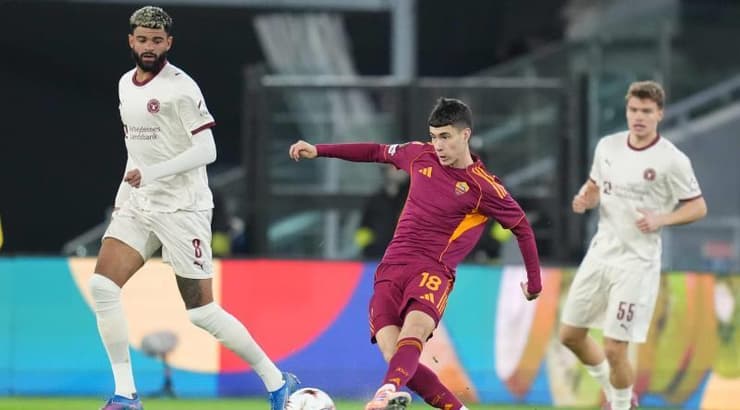 מתיאס סולה בפעולה