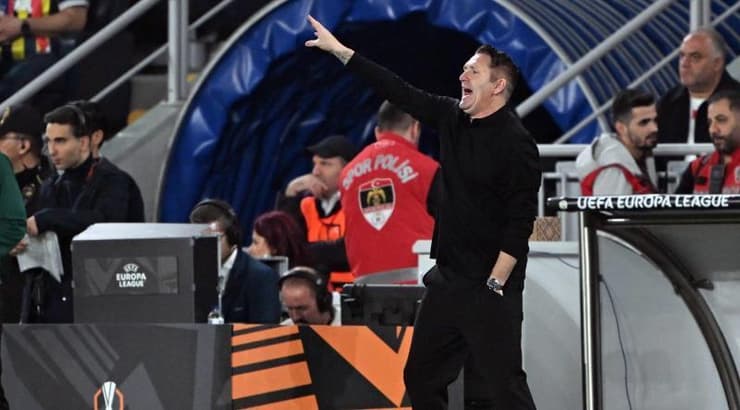 רובי קין על הקווים