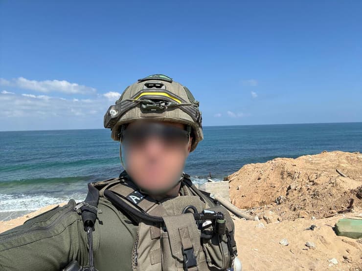 הצליח לפנות 177 פצועים בשעות הראשונות. אל"ם ע' (צילום: דו"צ) אל"ם ע', מפקד בית הספר לרפואה, צה"ל