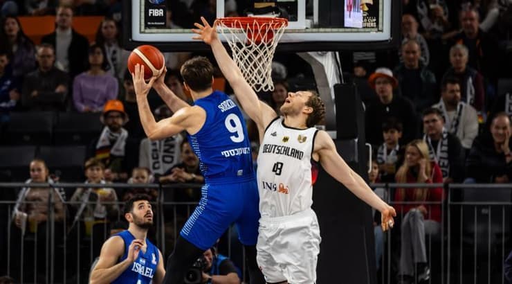 רומן סורקין בפעולה