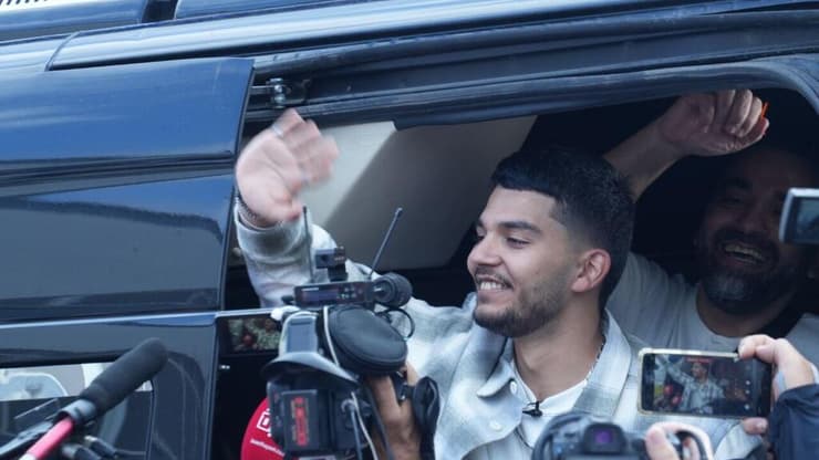 שורד השבי יוסף חיים אוחנה מגיע לקריית מלאכי, חוזר לביתו