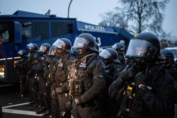 מחאה נגד הקמת אגף הנוער החדש של אלטרנטיבה לגרמניה