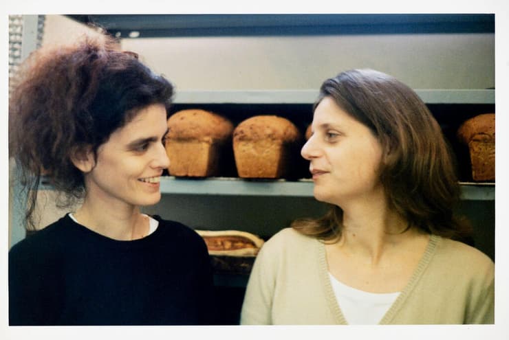 מתוך הסרט הדוקמנטרי "אורנה ואלה"