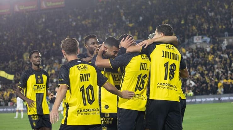 בית"ר ירושלים חוגגת מול נתניה 