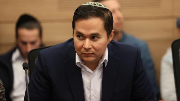 ח"כ דן אילוז, מהבודדים בקואליציה שהתנגדו לחוק ההשתמטות (צילום: אלכס קולומויסקי) ח"כ דן אילוז בוועדת חוץ וביטחון בכנסת - דיון בנושא חוק הגיוס