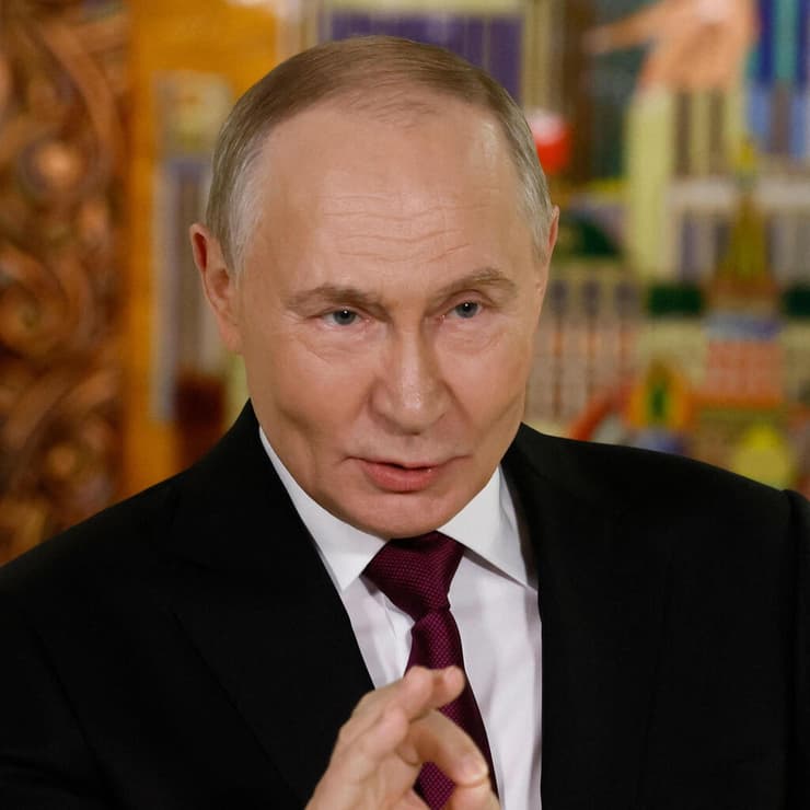 "הצליח לשחרר רק חטוף אחד". פוטין (צילום: SERGEI ILNITSKY / POOL / AFP) נשיא רוסיה פוטין בכנס ב מוסקבה