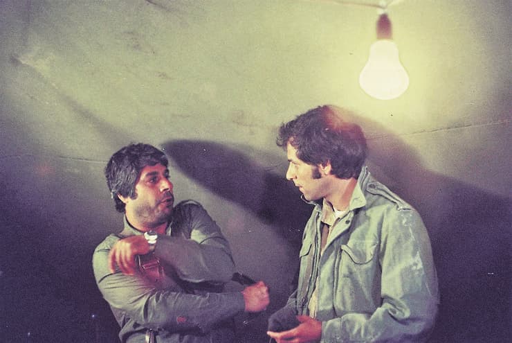 אושיק לוי ושייקה לוי בסרט 'גבעת חלפון אינה עונה'