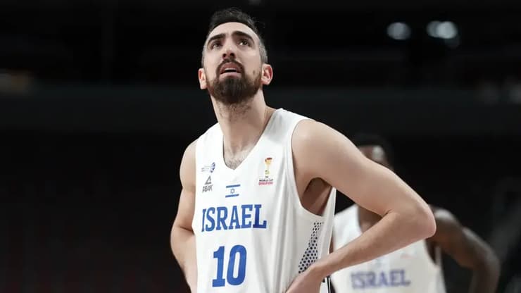 שחקן נבחרת ישראל בר טימור