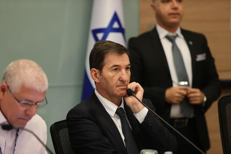 יו"ר הוועדה ביסמוט (צילום: אלכס קולומויסקי) בועז ביסמוט, יו"ר ועדת החוץ והביטחון בדיון על חוק הגיוס