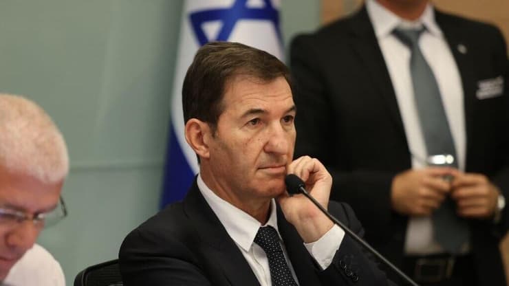 יו"ר הוועדה ביסמוט (צילום: אלכס קולומויסקי) בועז ביסמוט, יו"ר ועדת החוץ והביטחון בדיון על חוק הגיוס