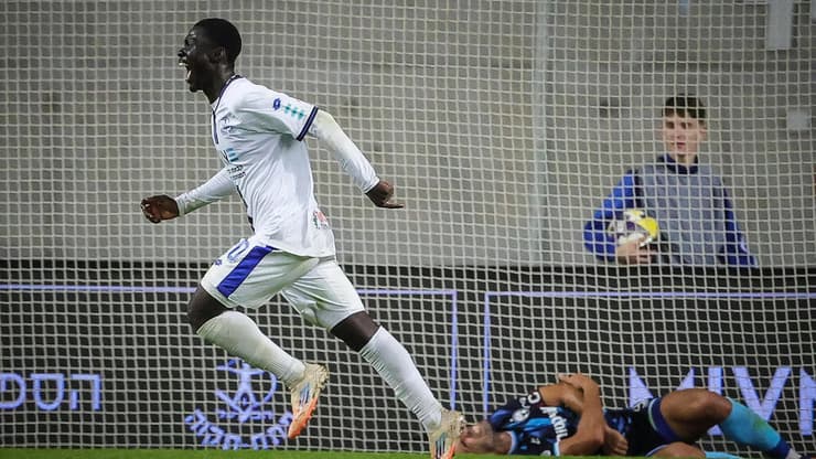 הפועל פ"ת טאבי ג'וסלין הפועל באר-שבע