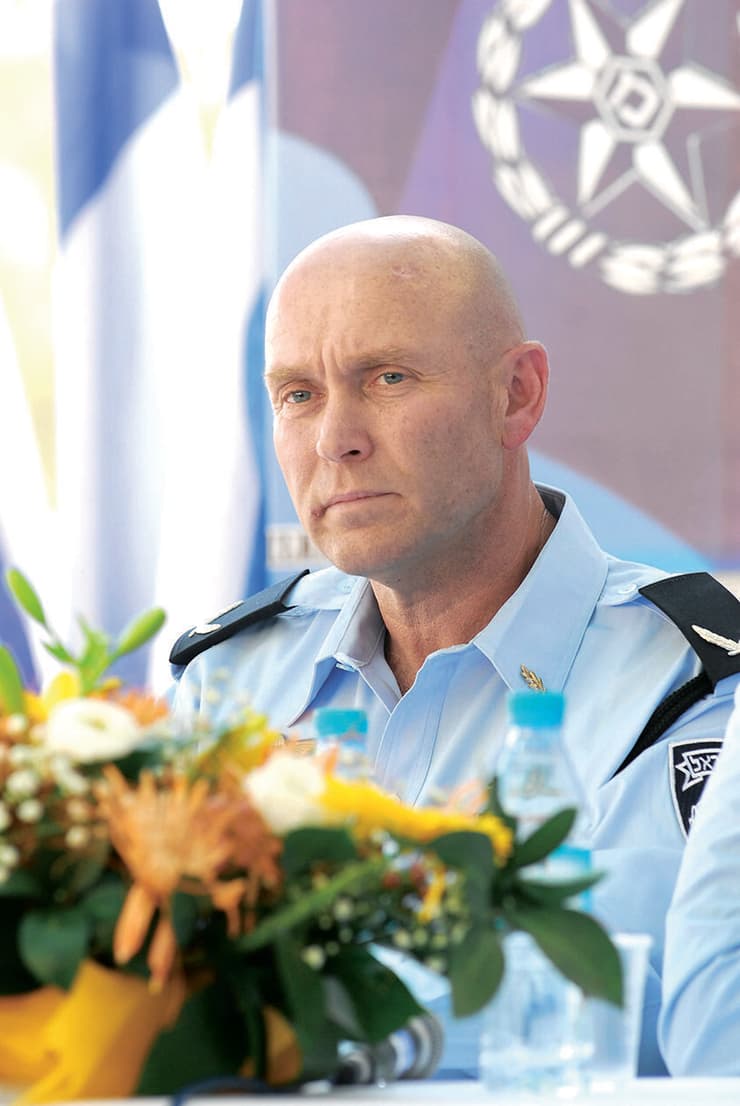 ניצב אבשלום פלד