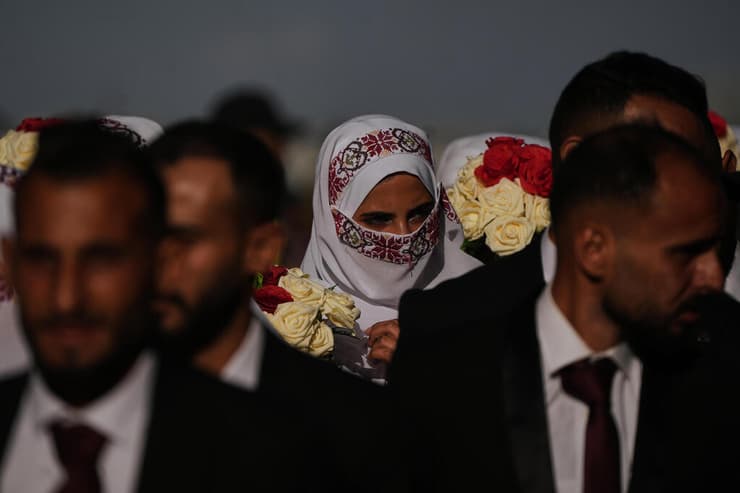 חתונה המונית בחאן יונס