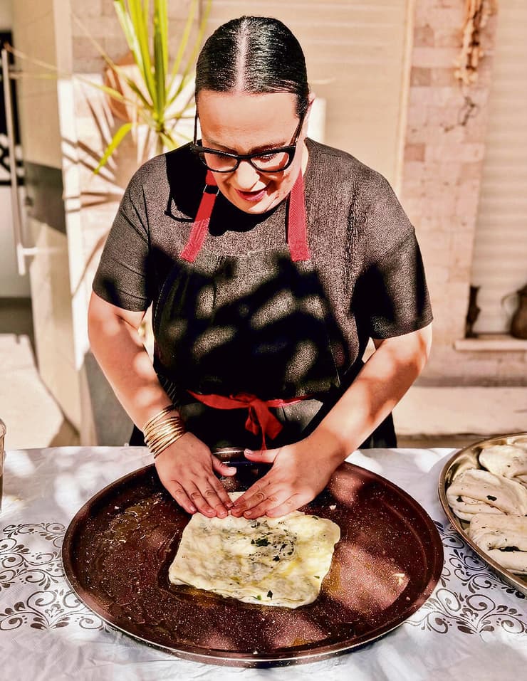 תמיד יש אקשן. נוף עתמאנה