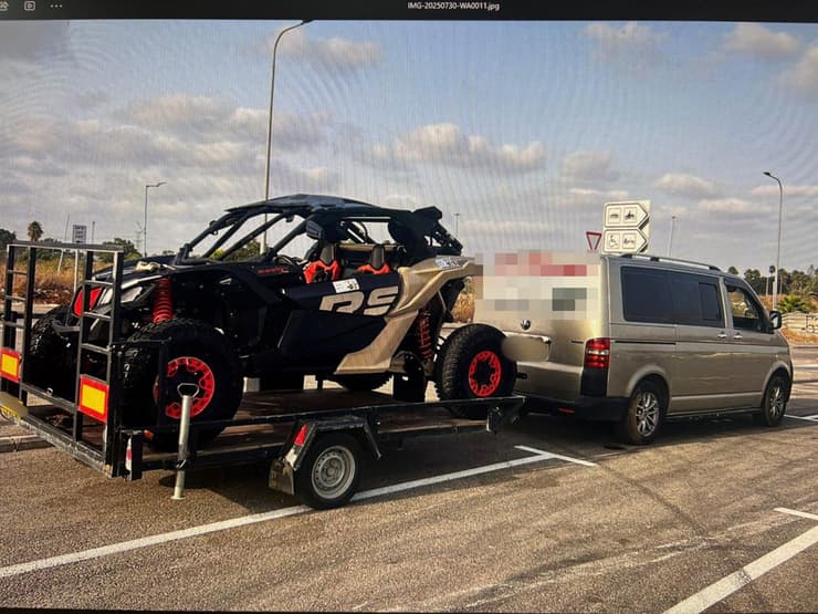 רכב ה"מאבריק" של גל הראל שנפלה קורבן לעוקץ של בני הזוג מחמוד כנעאן ובת-אל מויאל