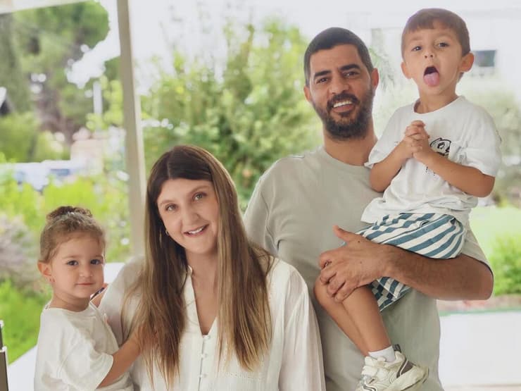 נוי ואמיתי דמרי מקריית שמונה שוקלים לעזוב  לאחר שהממשלה הפקירה אותם עקורים מביתם 