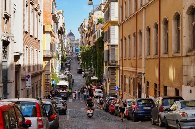 Via Panisperna, Rome, רומא