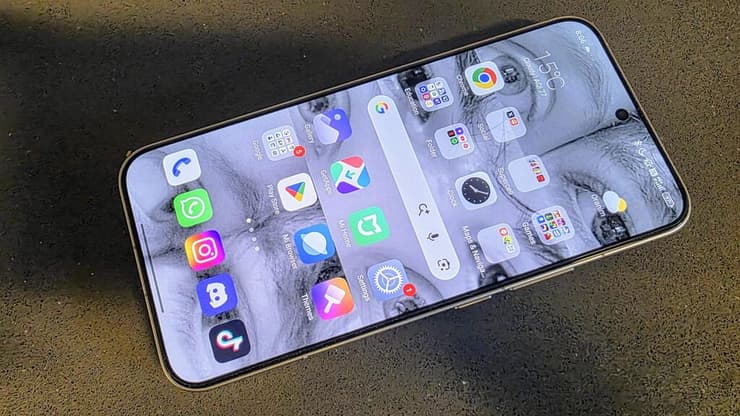 מסך בהיר וחד (רפאל קאהאן) שיאומי 15T פרו