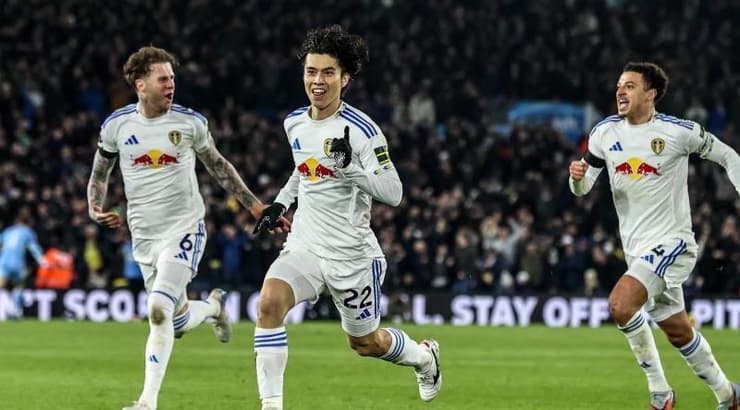 או טנאקה וחבריו רצים לחגוג